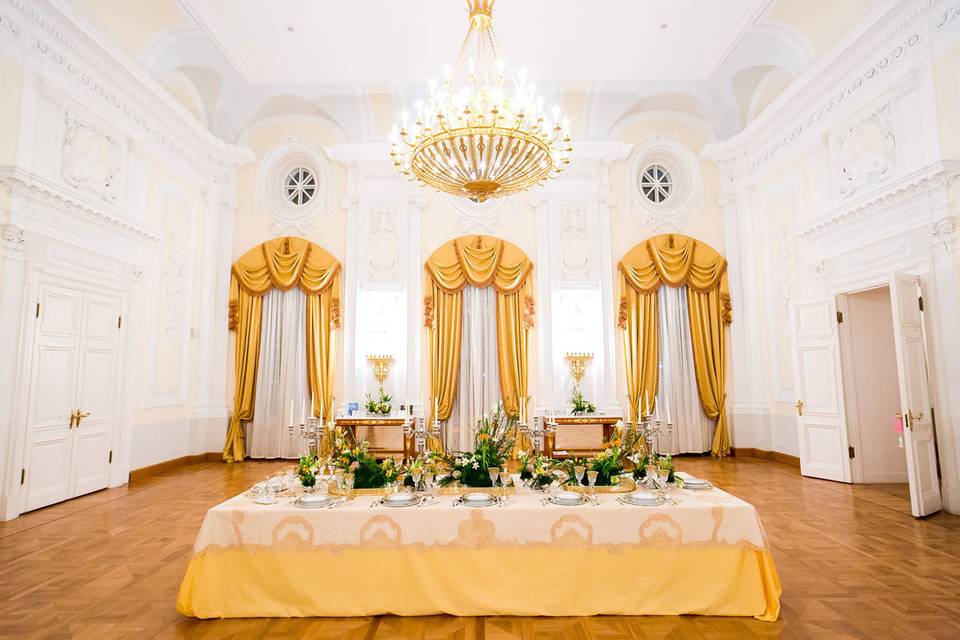 Yellow table setup