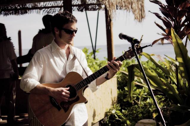 Solo Acoustic Weddings