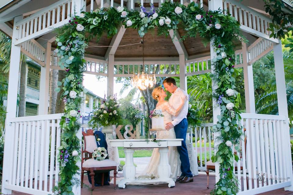 Garland for Gazebo