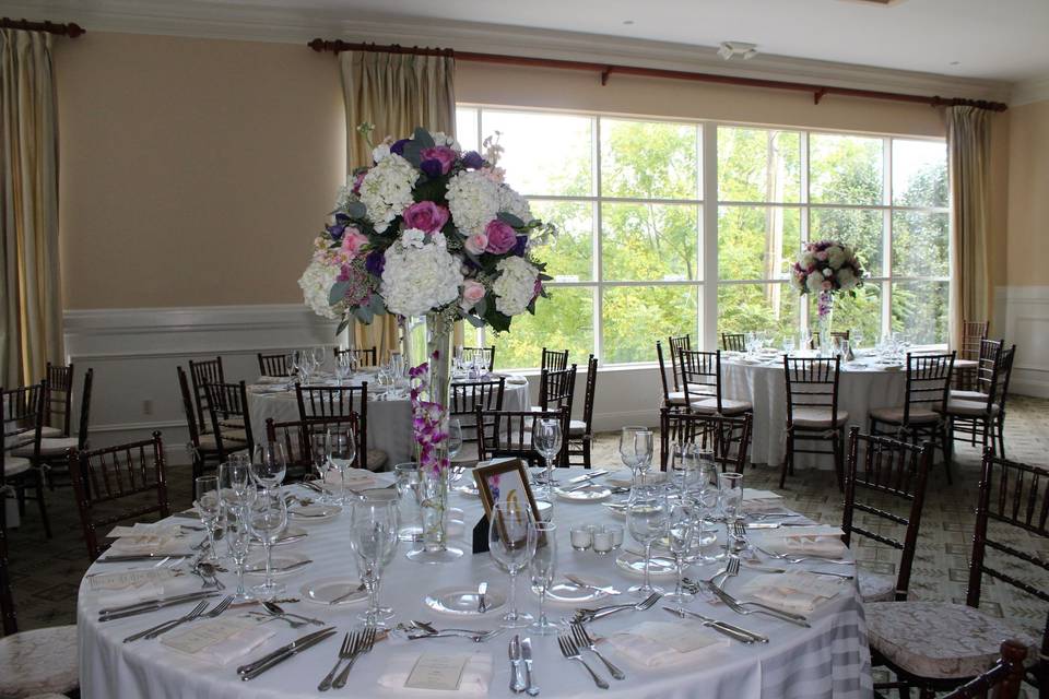 Reception table setting