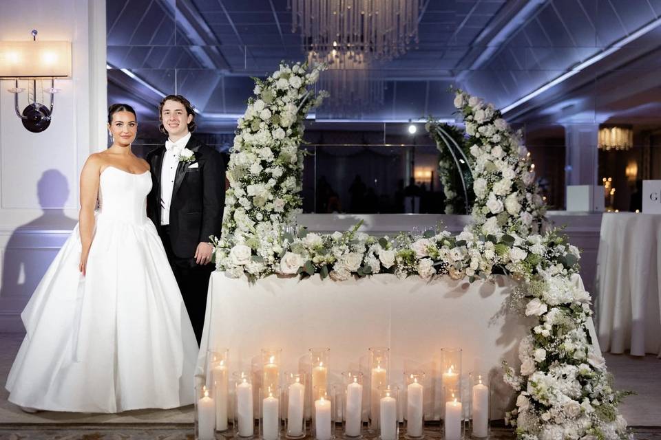 Candles & Flowers Decor