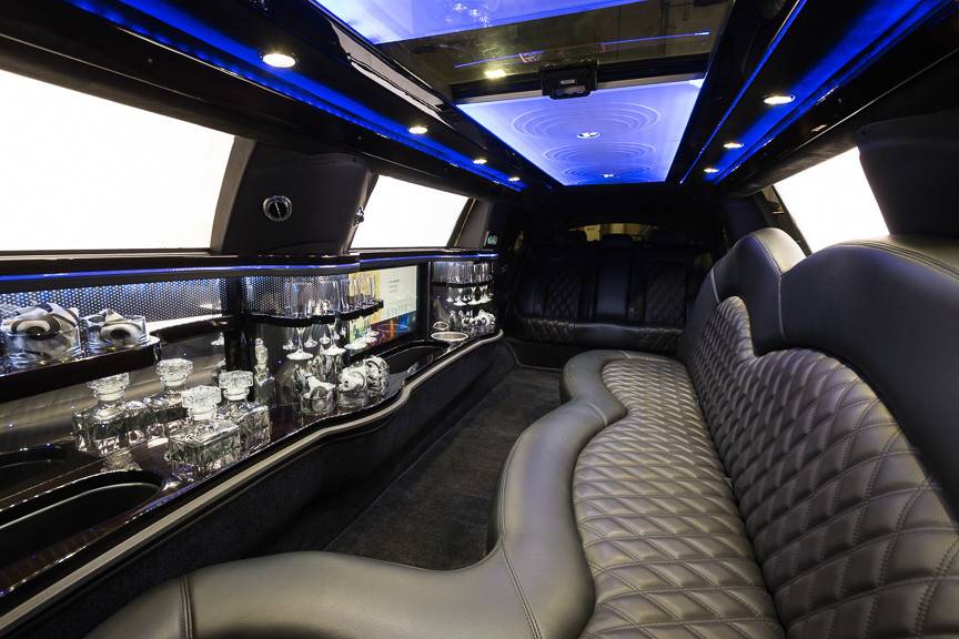2017 Lincoln continental stretch limo interior