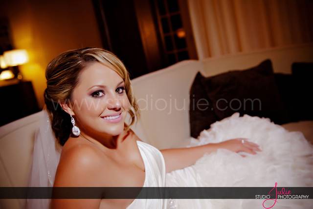 BellaLuxe Hair and Makeup