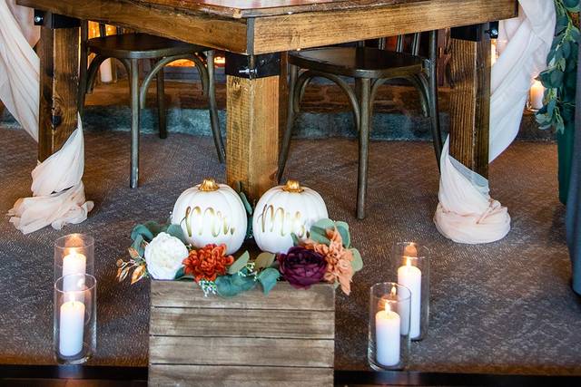 Beautiful headtable