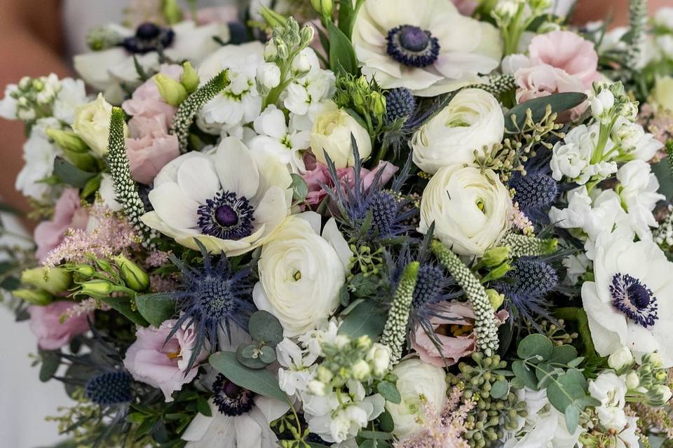 Anemone bouquet