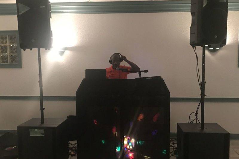 DEEJAY BANKS