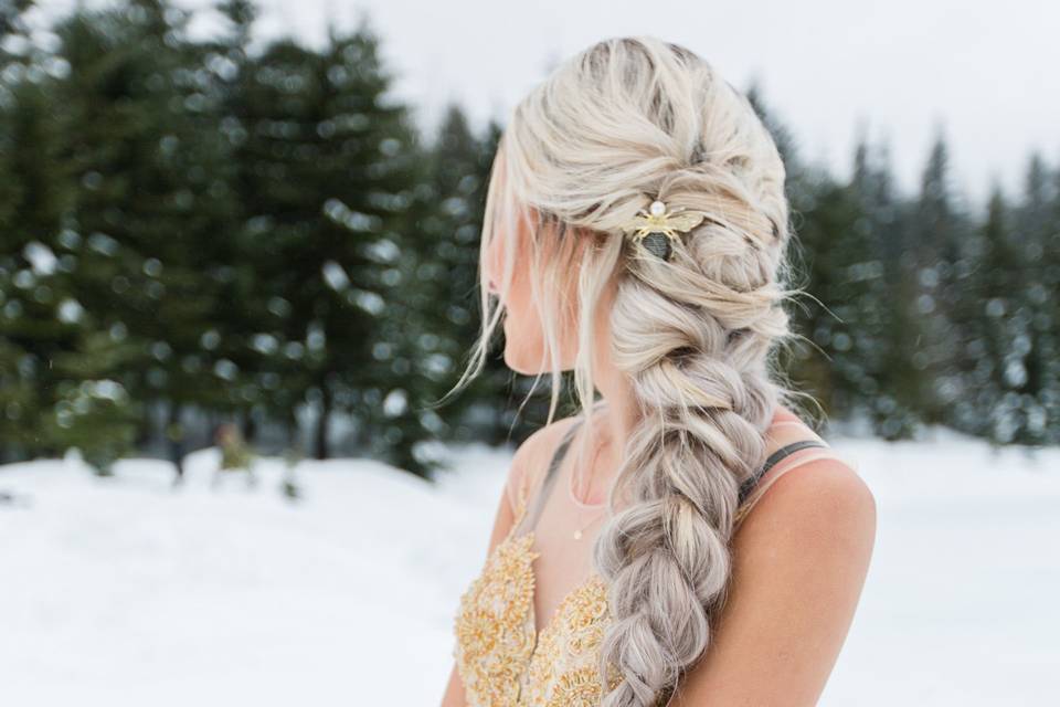 Elsa Vibesss. Braided long style for winter elopement in Snoqualmie, WA. Published in Wed Adventure Magazine, Photo courtesy of Eternity Premier Photography