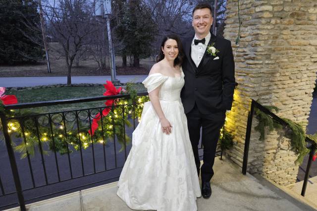 Couple posing at Owl Creek