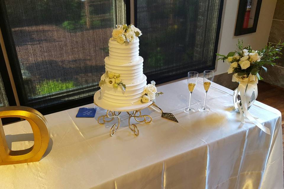 Wedding cake setup