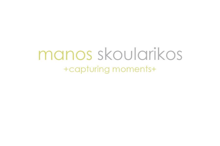 Manos skoularikos +capturing moments+