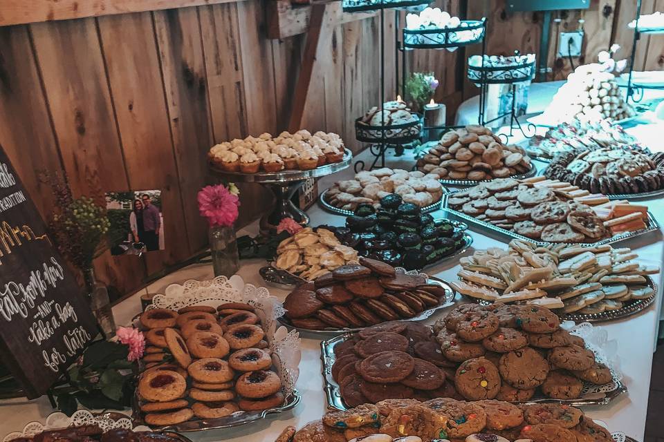 Medure's Catering Cookie Table