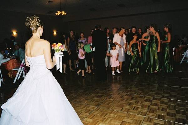 Bouquet toss