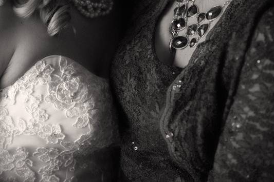 mom and daughter crying at her canton wedding
