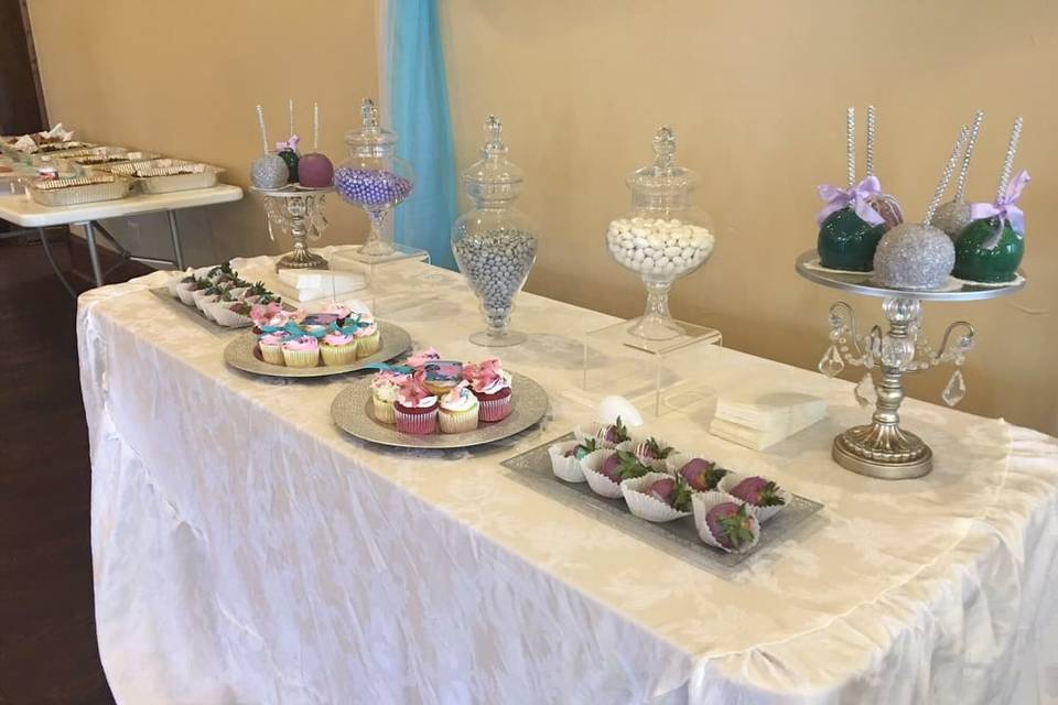 Nikia Woods Bartending Co