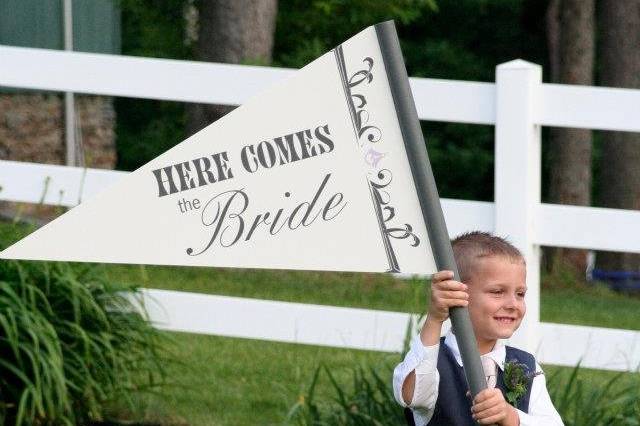 This bride wanted a BIG custom sign prior to the her entrance. Custom signs were used following the Ceremony, during Cocktails as well as 