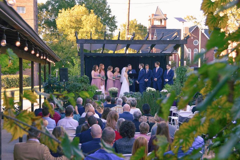 Garden Courtyard ceremony