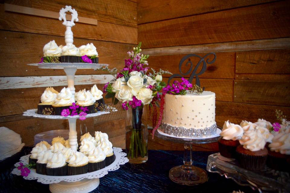 The Parlor Cake Table