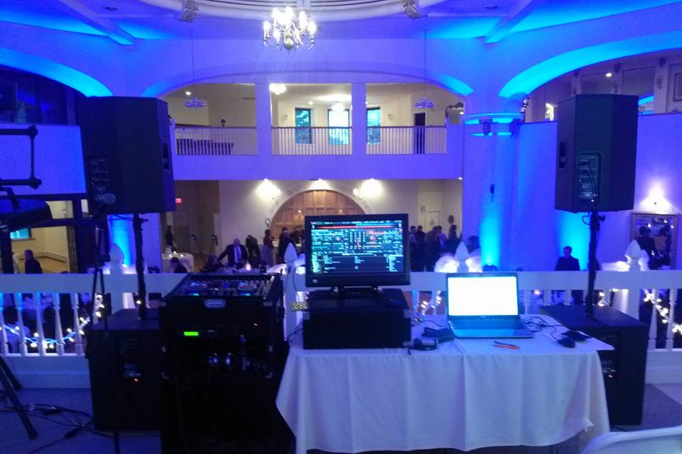 Perfect Sounds DJ Entertainment & Lighting