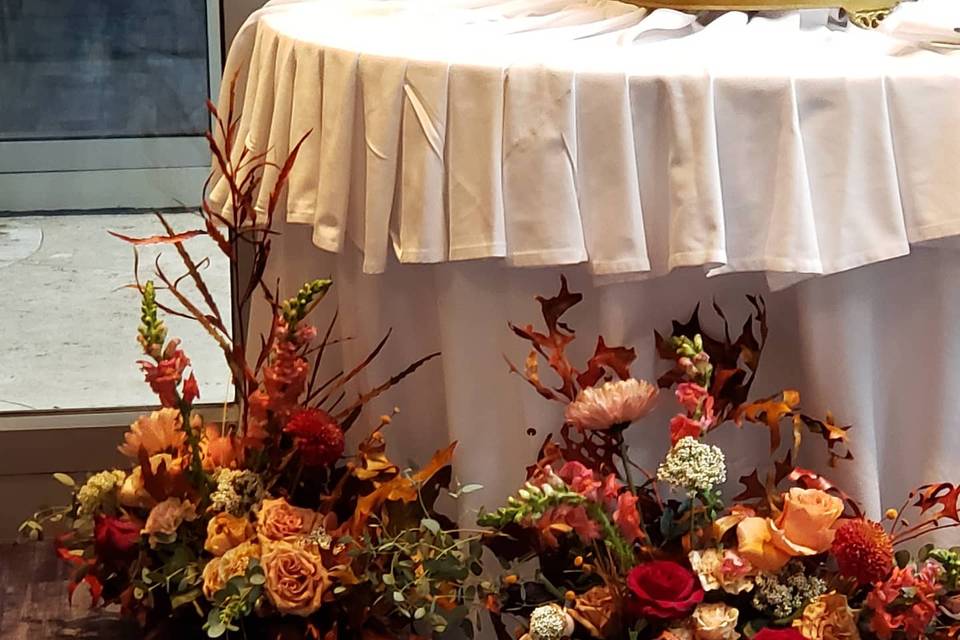 Sweetheart table