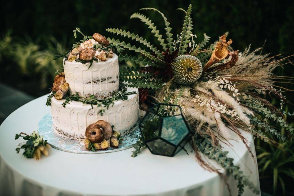 Cake table