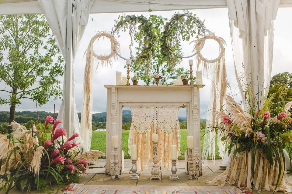 Bohemian wedding decor