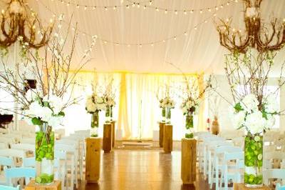 Indoor ceremony setup