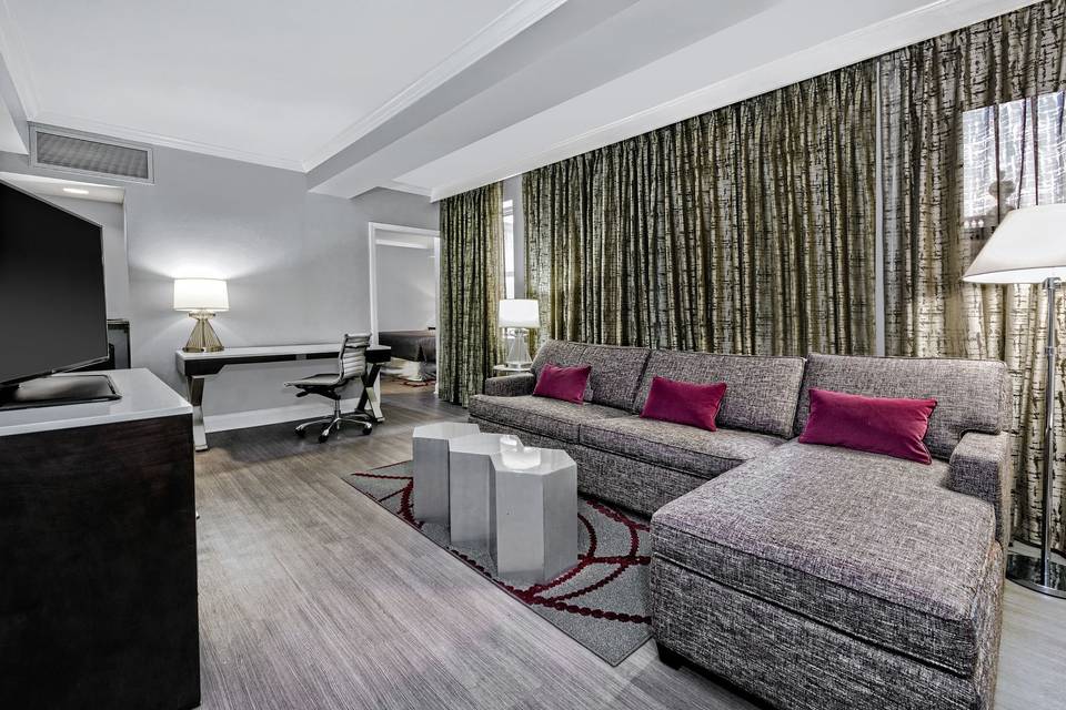 King Suite Sitting Room