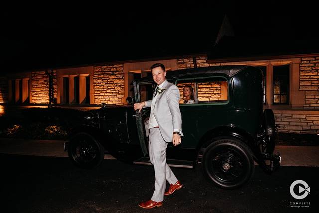 Complete Weddings + Events St. Louis