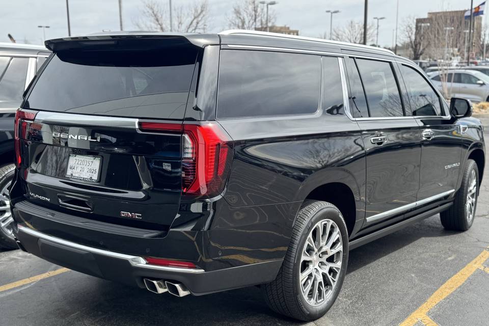 SUV 6