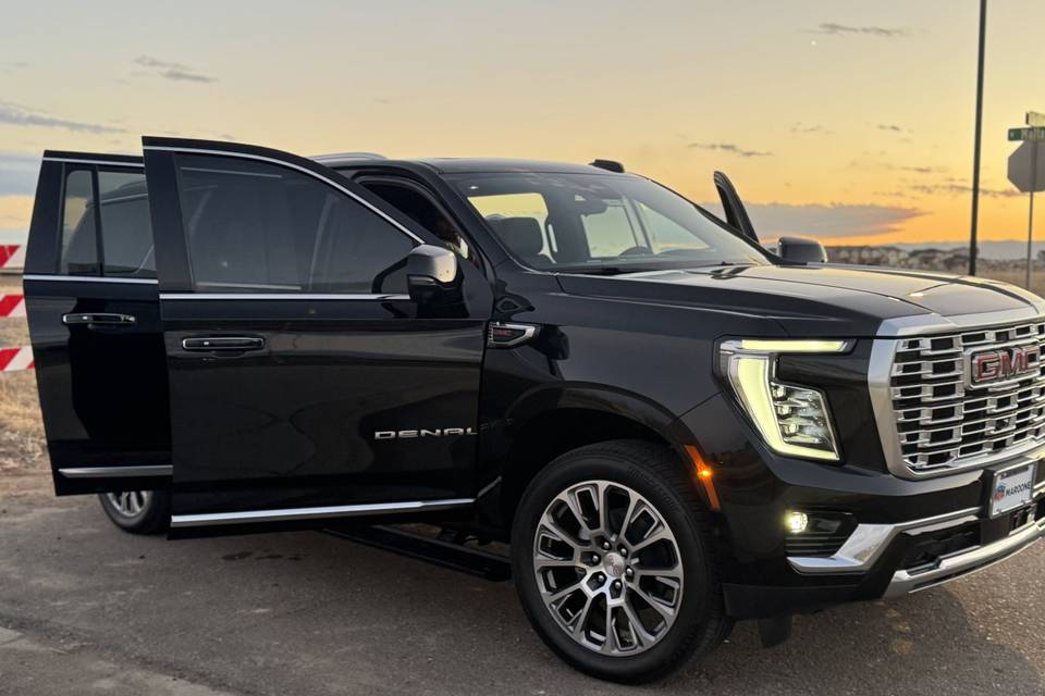 Luxury SUV 6