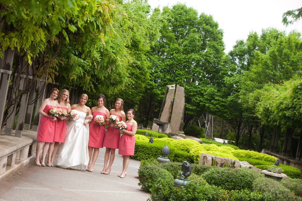 Bride & bridesmaids