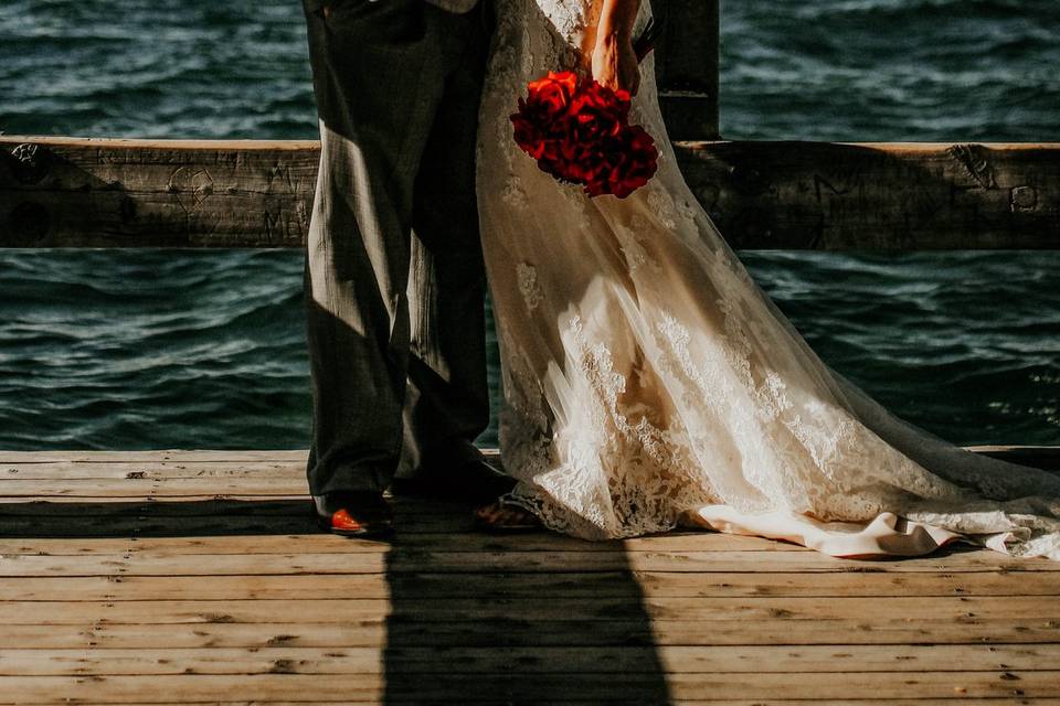 Lake Tahoe wedding on the docks