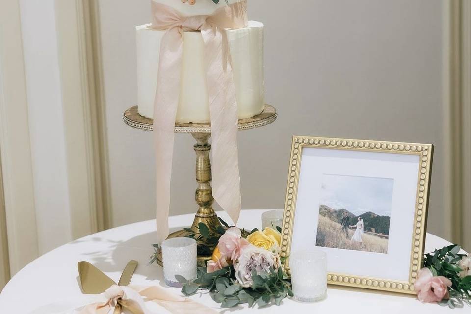 Ivory Ballroom Wedding Cake