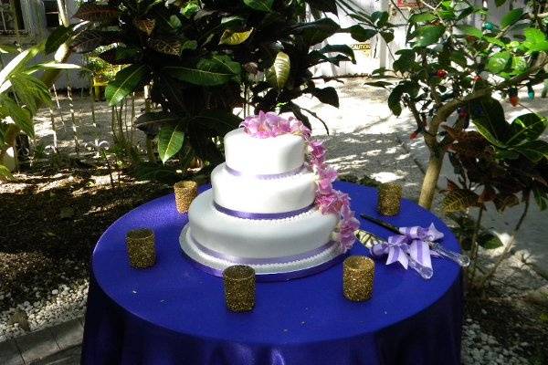 Multiple layered wedding cake