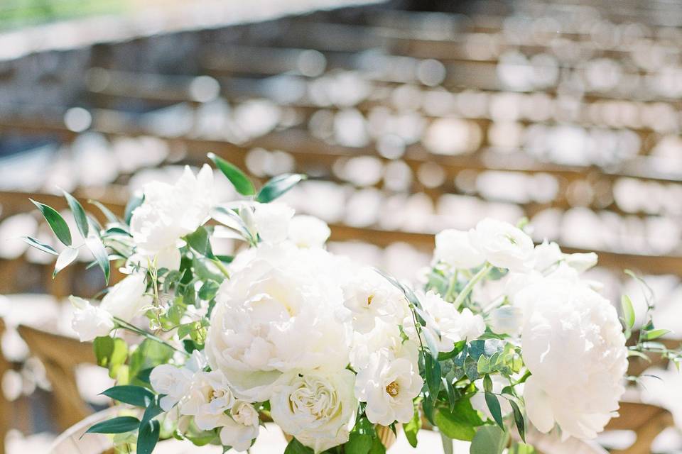 Ceremony arrangement