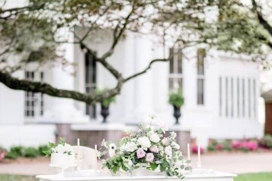 Sweetheart table