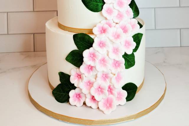 3 tier fondant cake