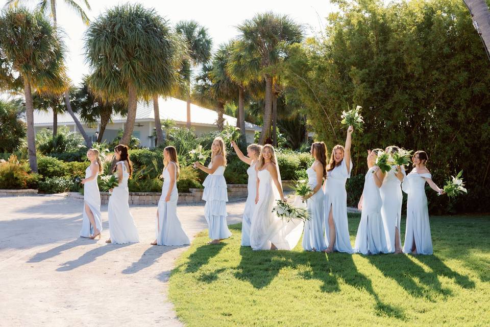 Bride & bridesmaids moments