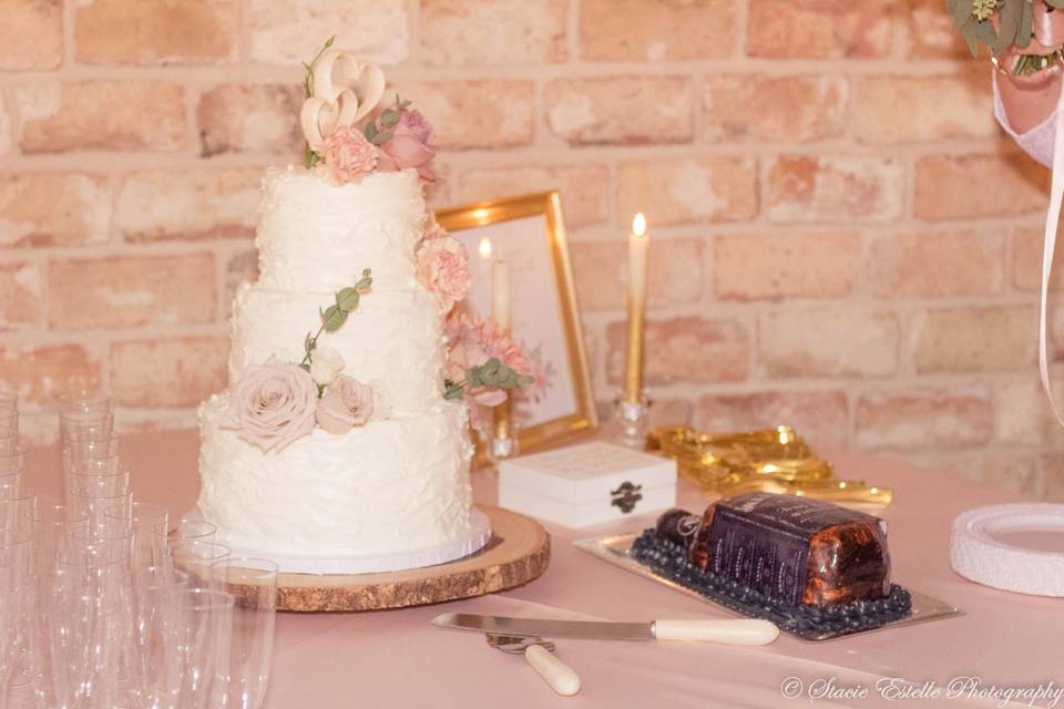 Cake table