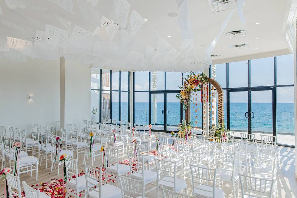 Club & Villas Ballroom