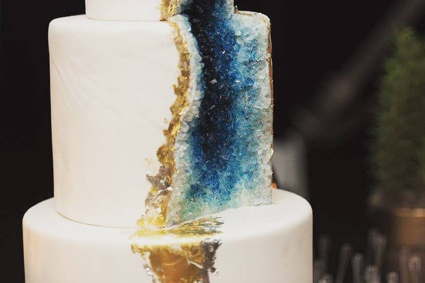 Beautiful gold and blue gem cake
