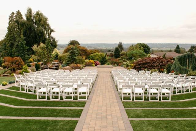 Outdoor wedding ceremony venue