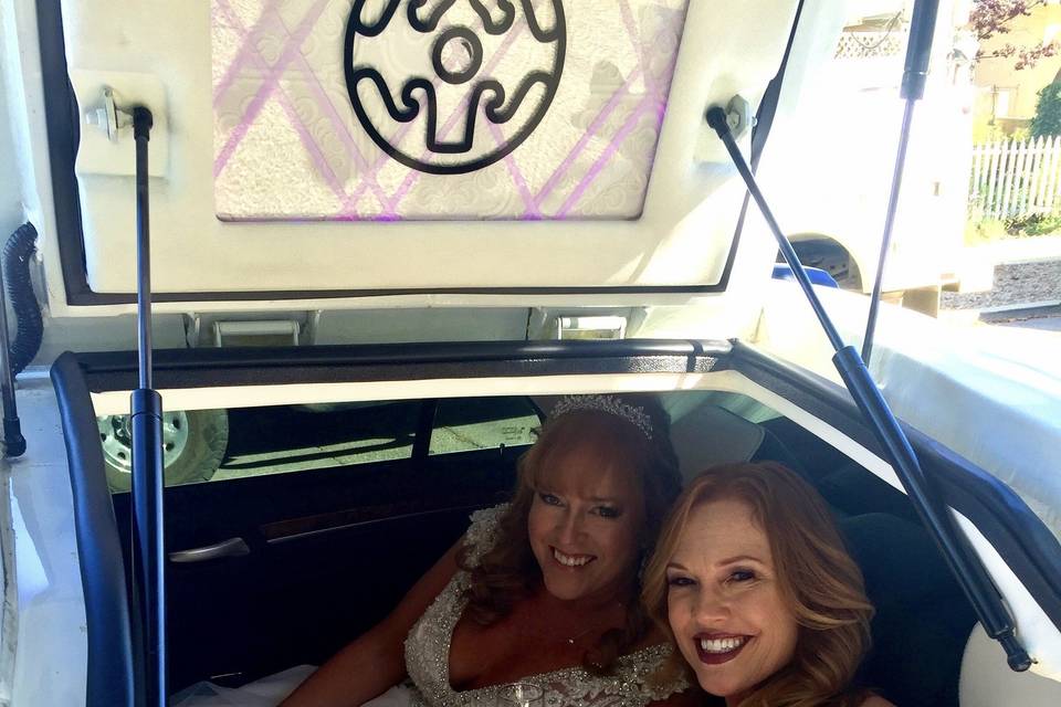 Pearl of Paso Limousine