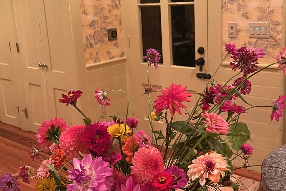 Artful dahlias