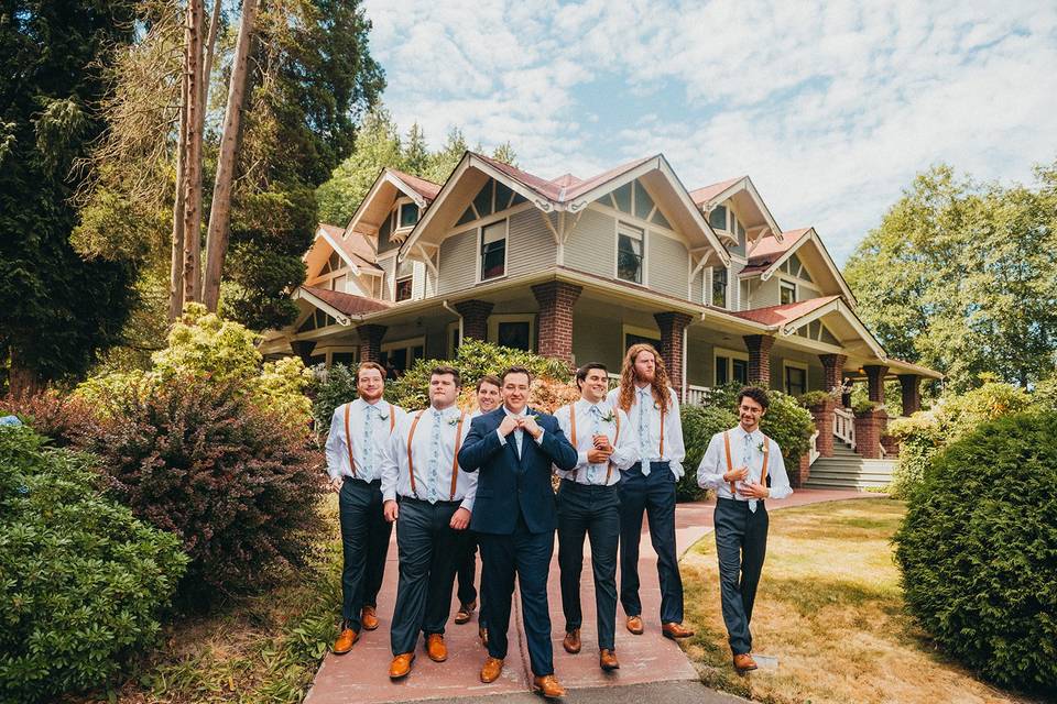 Groomsmen