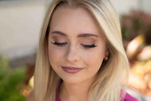 Soft neutral glam