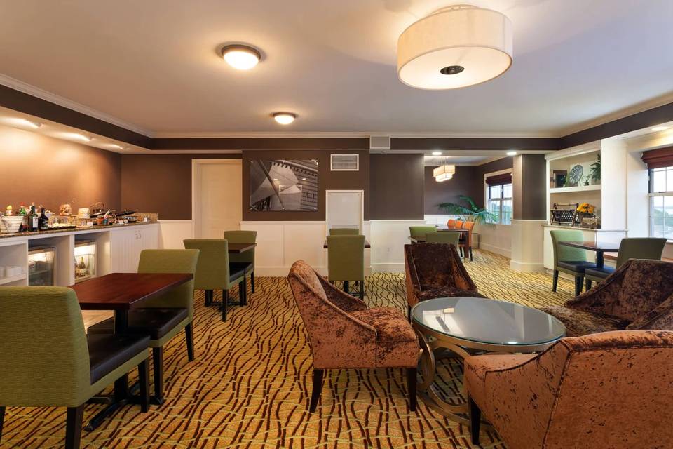 Concierge Lounge