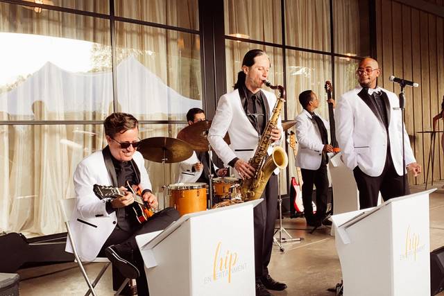 Local bands for weddings store