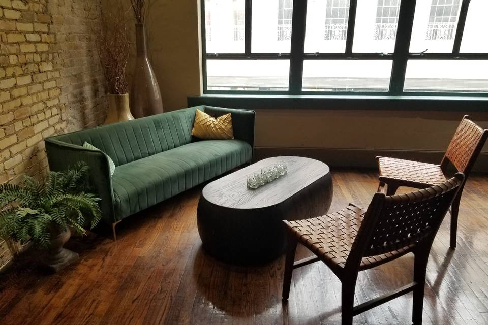 Ceremony/Lounge Area