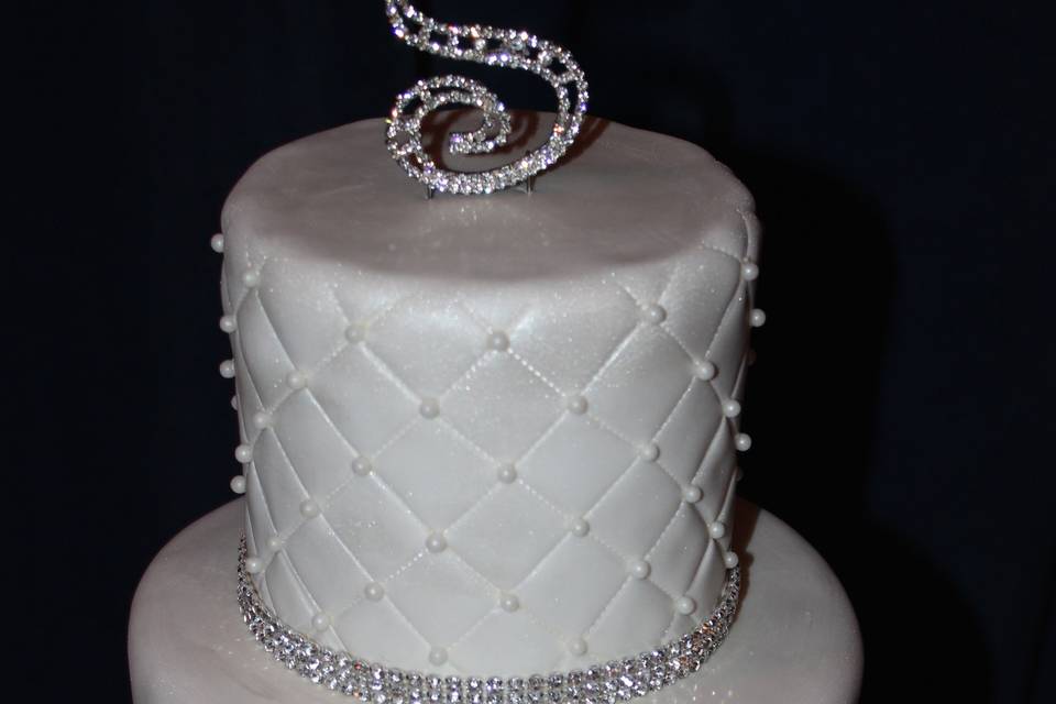 Quilted Fondant w/Pearls